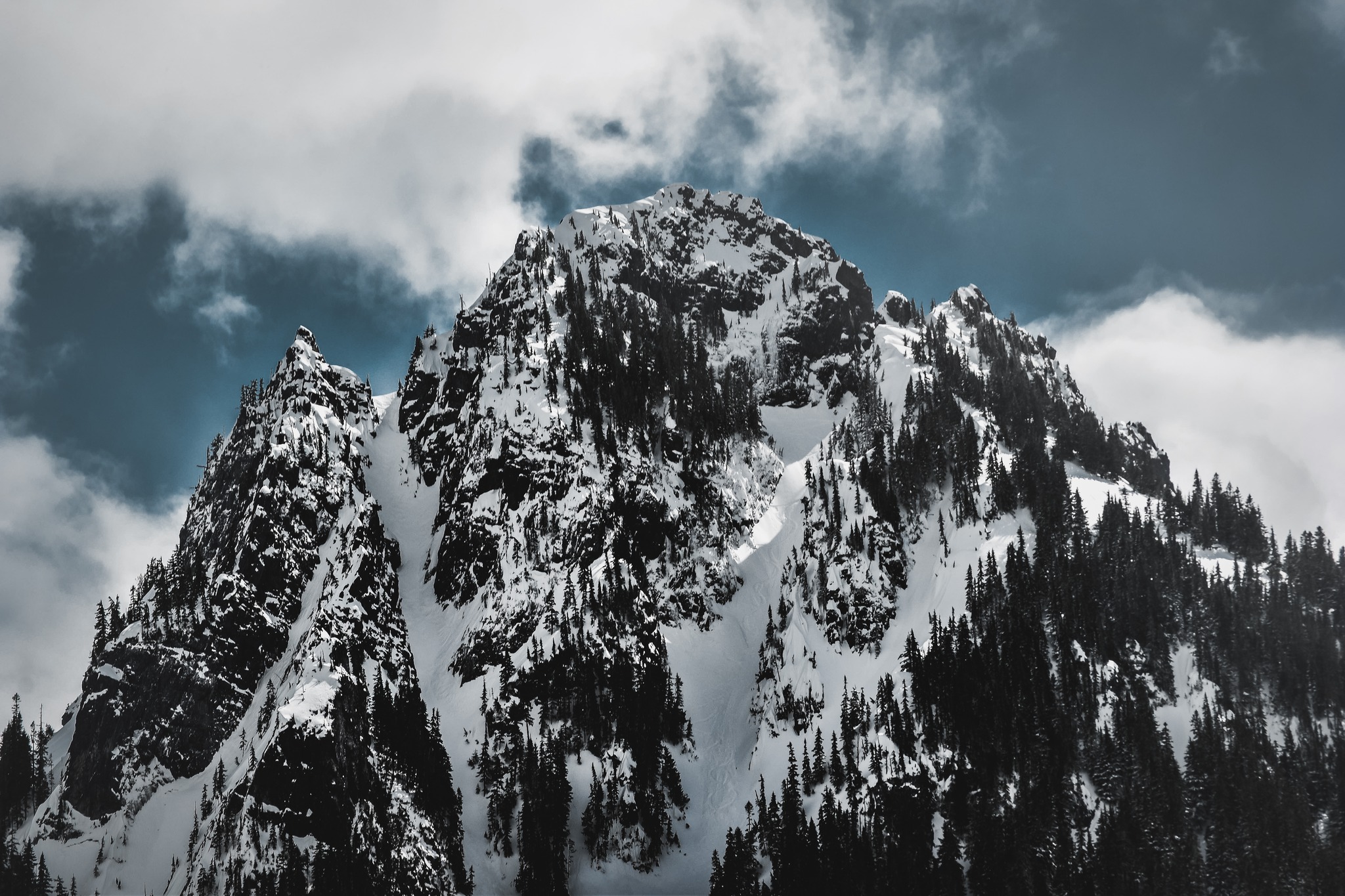 A mountain peak near Mt. Rainier in Washington 01